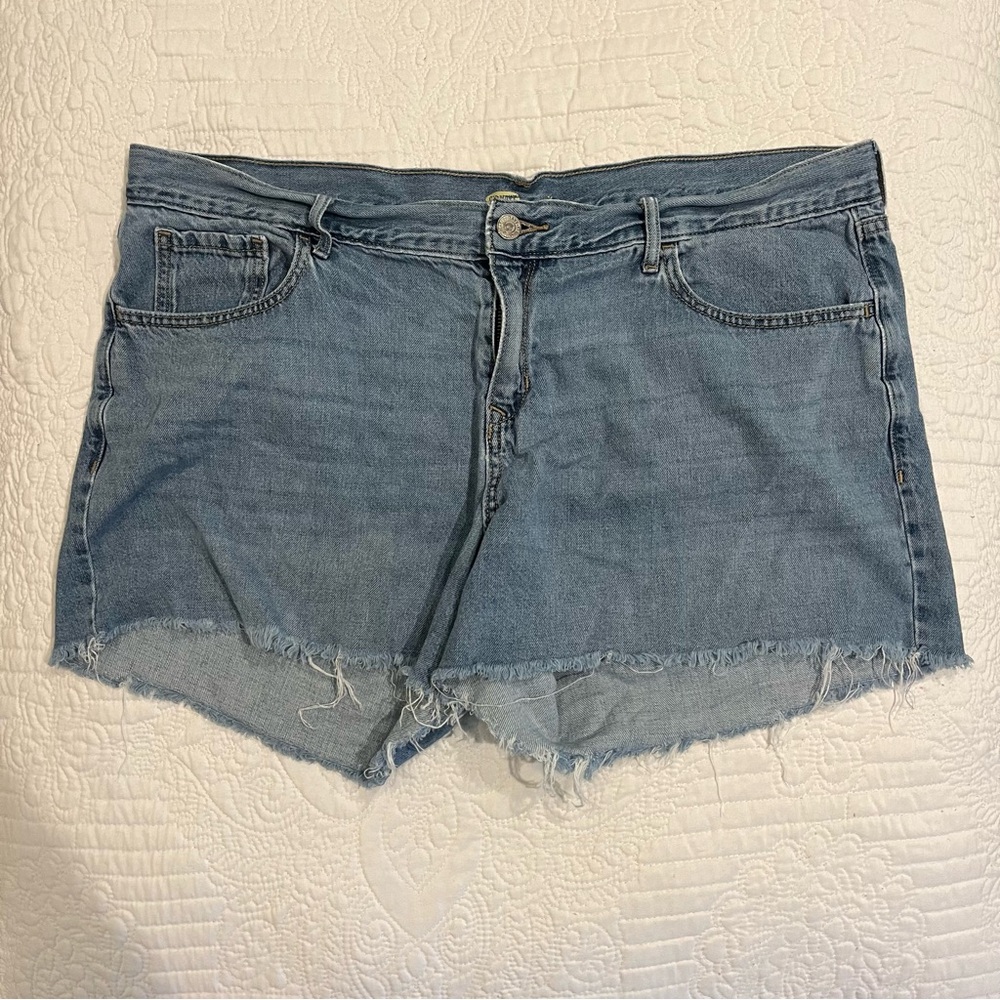 Women’s size 16 Old Navy jean shorts